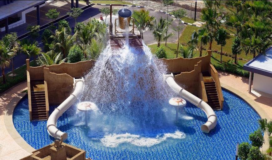 Sea View Water Theme Park At Swiss Garden Residence - 2 Bedroom Apartment Kuantan Buitenkant foto